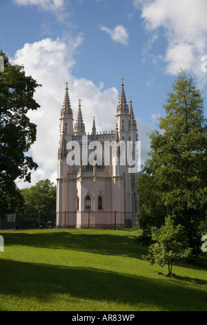 La Russia Petergof . Chiesa del Santo . La chiesa di St . Alexander Nevsky Foto Stock