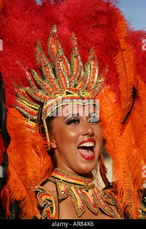 La faccia di un bel carnevale regina nell'annuale di carnevale in Nykoping Svezia Foto Stock