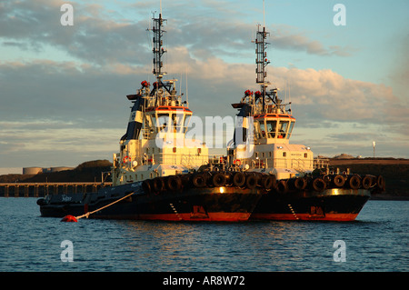 Rimorchiatori Milford Haven Pembrokeshire Wales UK Foto Stock