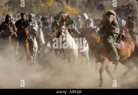 Buzkashi giocatori nella valle del Panjshir, Afghanistan Foto Stock