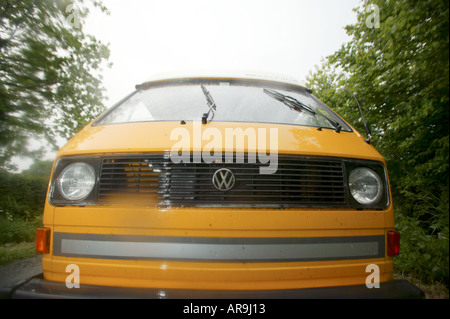 VW volkswagen Camper Van Combi la guida Foto Stock