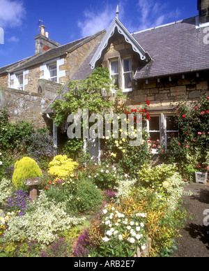 I fiori del Giardino Cottage Dirleton East Lothian in Scozia Foto Stock