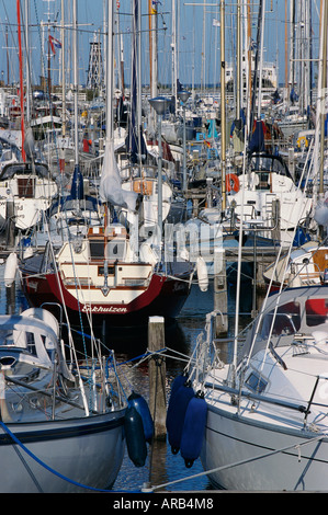 Yacht in Marina Foto Stock