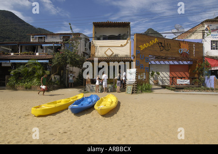 Geografia / viaggi, Brasile, Isole Ilha Grande, Vila do Abrao, spiaggia, Additional-Rights-Clearance-Info-Not-Available Foto Stock