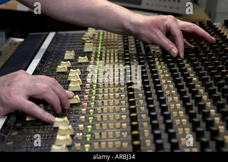 Soundcraft 1600 analog console di mixaggio Foto Stock