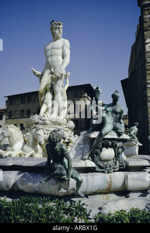 Fontana del Nettuno risalente al 1576, nella Piazza della Signora, Firenze, Sito Patrimonio Mondiale dell'UNESCO, Toscana, Italia, Europa Foto Stock