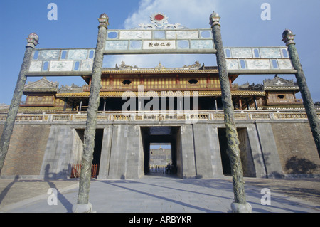 Ong Mon cancello, ingresso alla cittadella, tonalità, Vietnam, Indocina, Asia sud-orientale, Asia Foto Stock