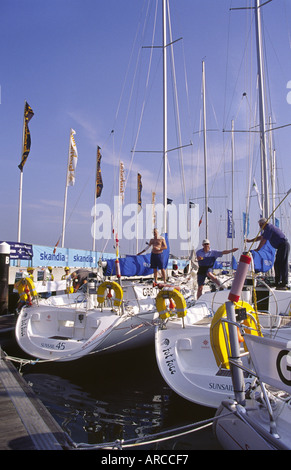 Cowes Marina Isola di Wight England Regno Unito Foto Stock