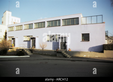 Una casa nel famoso insediamento Weissenhof progettato dall architetto Mart Stam in Killesberg Stuttgart Germania Foto Stock