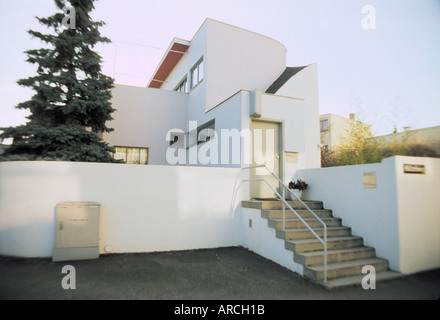 Una casa nel famoso insediamento Weissenhof progettato dall architetto Hans Scharoun in Killesberg Stuttgart Germania Foto Stock