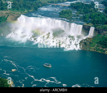 Vista aerea della American Falls, Niagara Falls, nello Stato di New York, Stati Uniti d'America, America del Nord Foto Stock