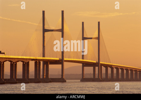Secondo nuovo, Severn Bridge, fiume Severn, Avon, England, Regno Unito, Europa Foto Stock