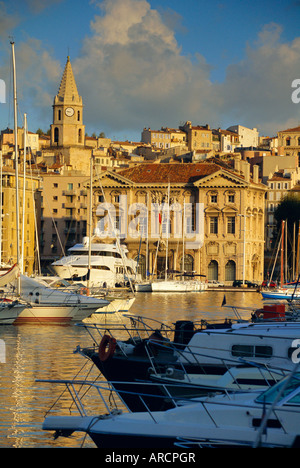 Il Vieux Port, Marseille, Bouche du Rhone, Provence, Francia Foto Stock