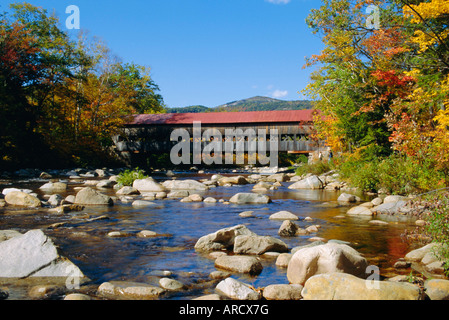 Albany ponte coperto, Swift River, Kangamagus Highway, New Hampshire, STATI UNITI D'AMERICA Foto Stock