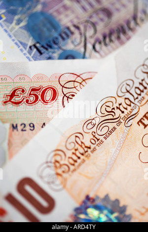 Inglese cinquanta venti e dieci pound note Foto Stock