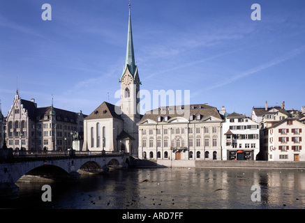 Zurigo, Blick über die Limmat auf Fraumünster und Zunfthaus zur Meisen Foto Stock