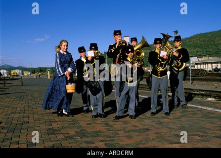 AZ Il Parco Nazionale del Grand Canyon Arizona Grand Canyon Railway da Williams per il South Rim Band Entertainment Railroad Station Foto Stock