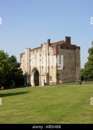 Il Gateway Abbazia di St Albans Hertfordshire Inghilterra Foto Stock