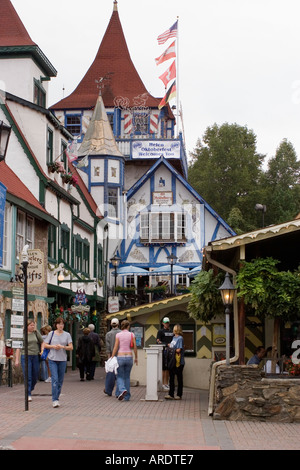 Helen Georgia USA street scene durante l'Oktoberfest Foto Stock