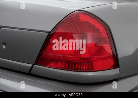 2006 Ford Crown Victoria LX Sport in grigio - Luce di coda Foto Stock