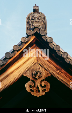 Vista ravvicinata del tetto apex al tempio Toshodaiji a Nara Giappone Foto Stock