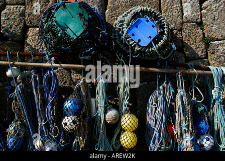 Europa Inghilterra Cornovaglia St Ives la pesca marcia memorizzata sulla spiaggia Foto Stock