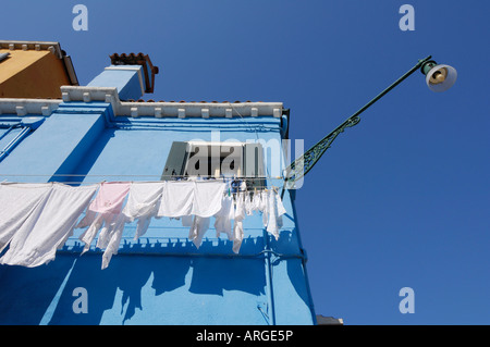 Esterno della casa, isola di Burano Venezia Italia Foto Stock