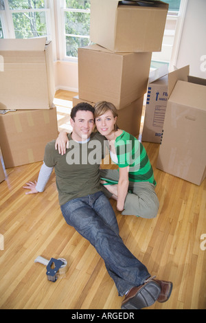 Matura in movimento nella nuova casa Foto Stock