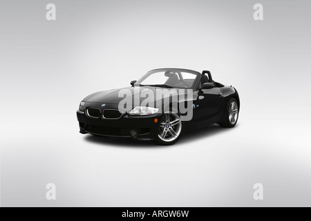 2007 BMW M Roadster in nero - Vista anteriore angolare Foto Stock