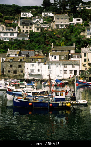 Polperro Harbour Cornwall Inghilterra REGNO UNITO Foto Stock