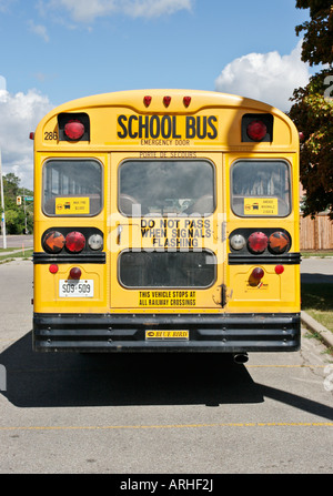 Il retro di un giallo Toronto school bus Foto Stock