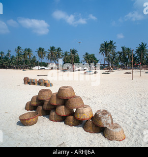 Fisherman's baskes su Colva Beach nel 1994, Goa Sud, Goa in India Foto Stock