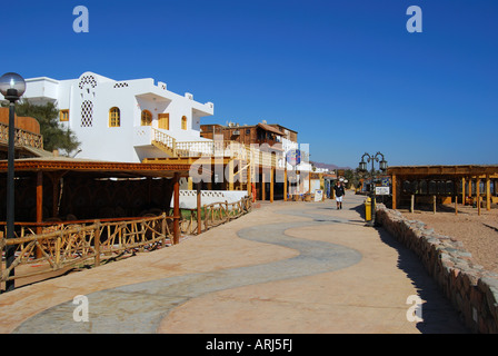 Lungomare, Dahab, la penisola del Sinai, Repubblica di Egitto Foto Stock