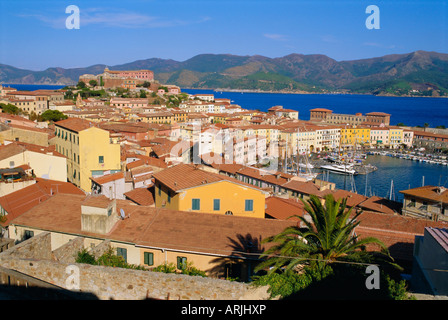 Vista su Portoferraio, Isola d'Elba, Livorno, Toscana, Italia Foto Stock