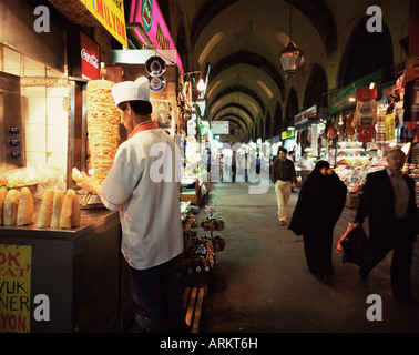 Il Grand Bazaar (Gran Bazaar) (Kapali Carsi), Istanbul, Turchia, Europa Eurasia Foto Stock