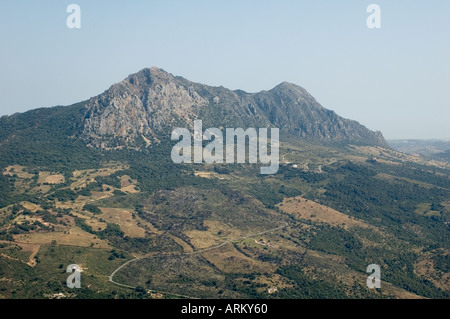 Una vista della Sierra Bermeja montagne dal villaggio di Gaucin Malaga Andalusia Spagna Foto Stock