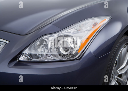 2008 Infiniti G Coupe G37 Sport in blu - Faro anteriore Foto Stock