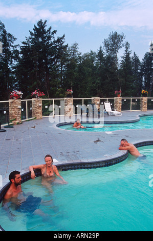 Kootenays, vicino Nakusp, Halcyon Hot Springs, British Columbia, Canada. Foto Stock