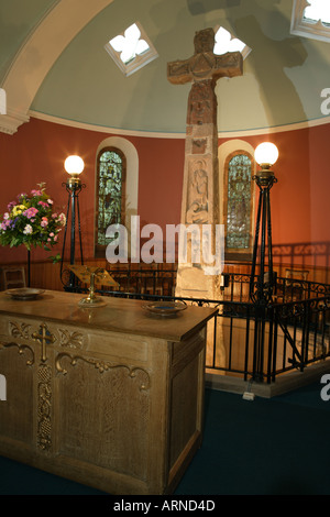 Croce di Ruthwell inizio Northumbrian anglo-Saxon Cross vicino Annan Scozia Scotland Foto Stock