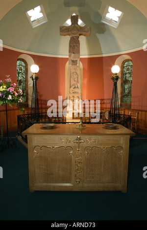 Croce di Ruthwell inizio Northumbrian anglo-Saxon Cross vicino Annan Scozia Scotland Foto Stock