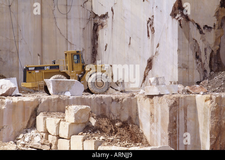 Cava di marmo vicino a Orosei in Sardegna. Foto Stock