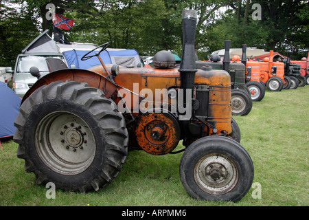 Vintage Maresciallo di Campo Trattore, Rudgwick vapore & Paese mostrano, 2006 Foto Stock