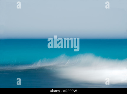 L'Oceano Atlantico è il secondo più grande oceano e gli ioni negativi prodotta dalla caduta di acqua hanno effetti benefici sulle persone Foto Stock