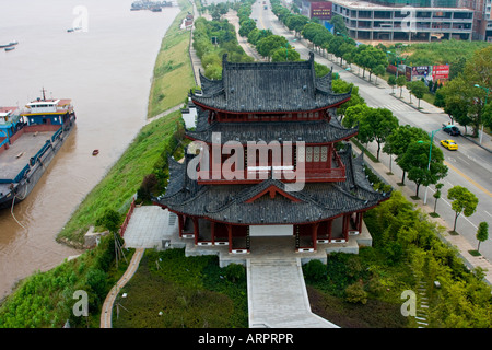 Xunyang Lou antiche in legno Winehouse Jiujang provincia di Jiangxi Cina Foto Stock
