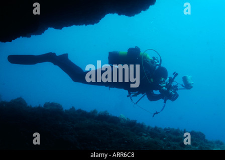 Stagliano fotografo subacqueo nel mare Mediterraneo Foto Stock