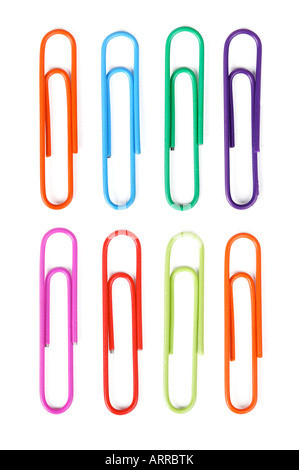 Multi colore clip di carta isolato su sfondo bianco di grandi file XXL Foto Stock