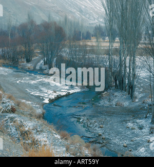 Paesaggio fluviale in inverno, Iran Foto Stock