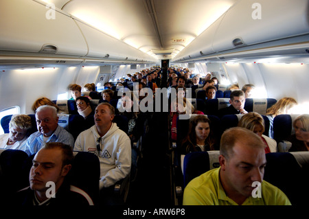 In aereo per l'isola di Creta Foto Stock