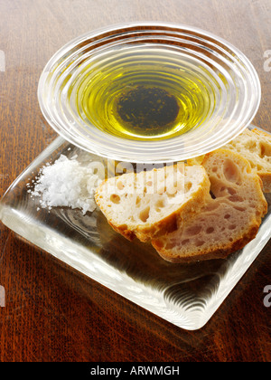 Pane e olio di oliva salsa di immersione Foto Stock