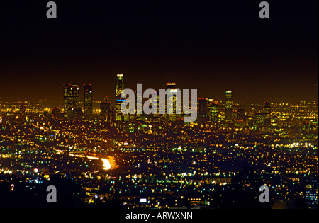 Los Angeles skyline notturno in California Foto Stock